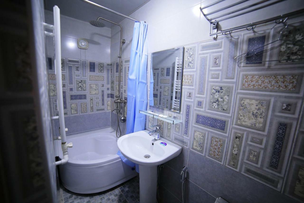 Muslima Hotel Bukhara Esterno foto