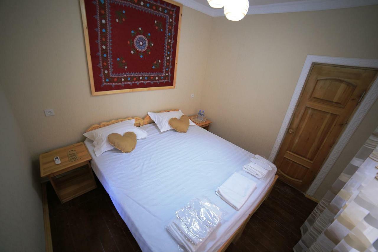 Muslima Hotel Bukhara Esterno foto