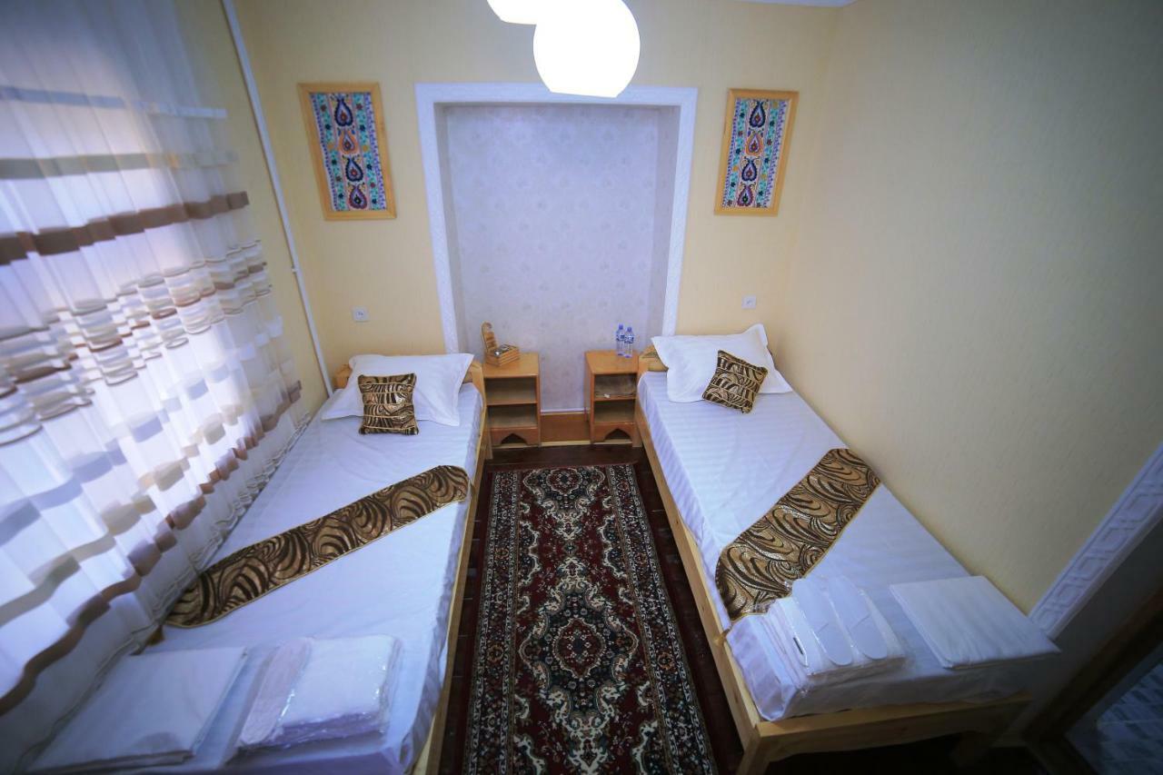 Muslima Hotel Bukhara Esterno foto