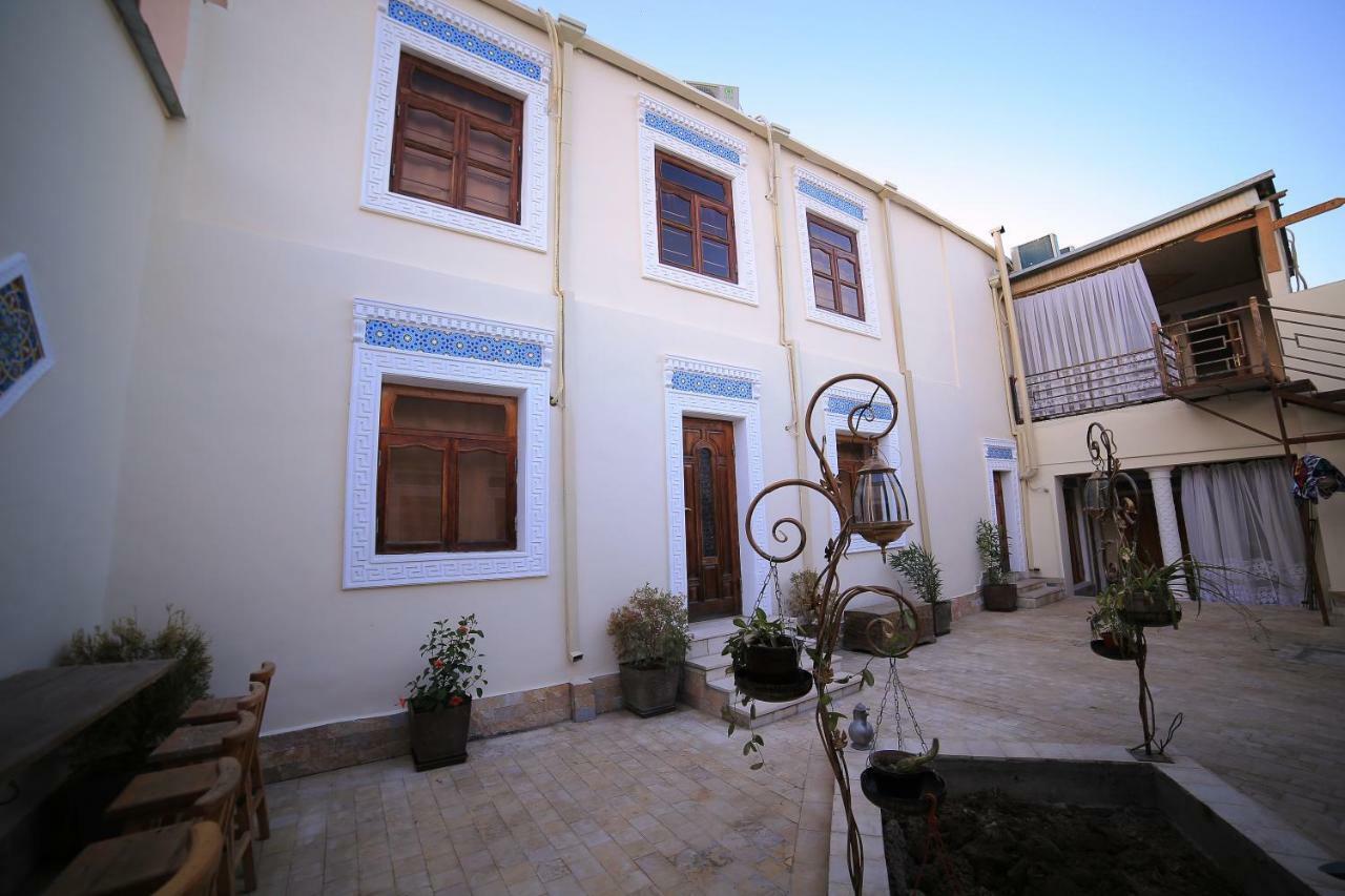 Muslima Hotel Bukhara Esterno foto