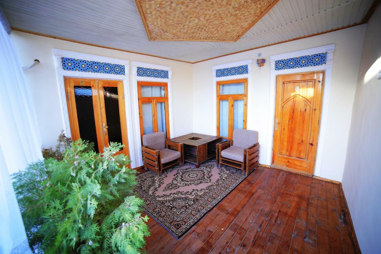 Muslima Hotel Bukhara Esterno foto