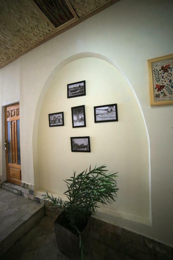 Muslima Hotel Bukhara Esterno foto