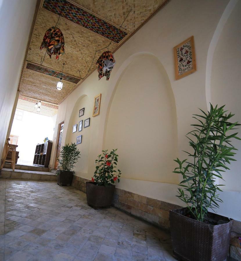 Muslima Hotel Bukhara Esterno foto